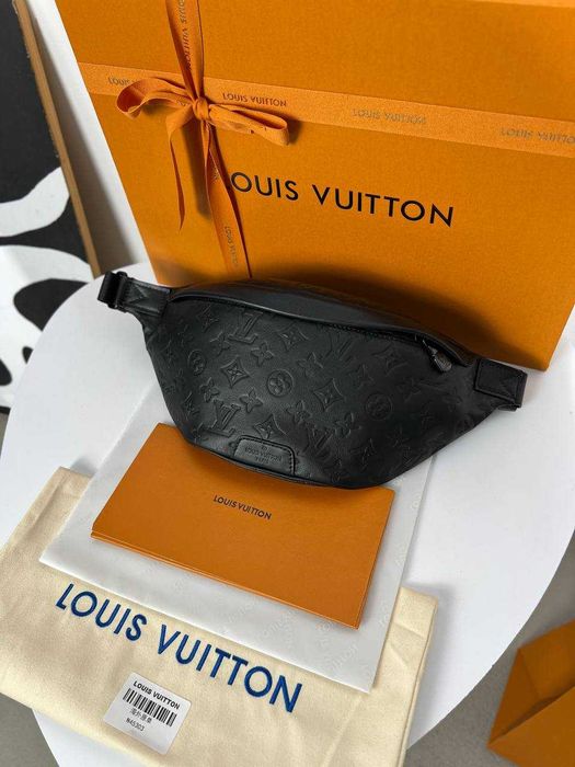 Бананка Louis Vuitton плечевая сумка LV слинг натуральная кожа c813