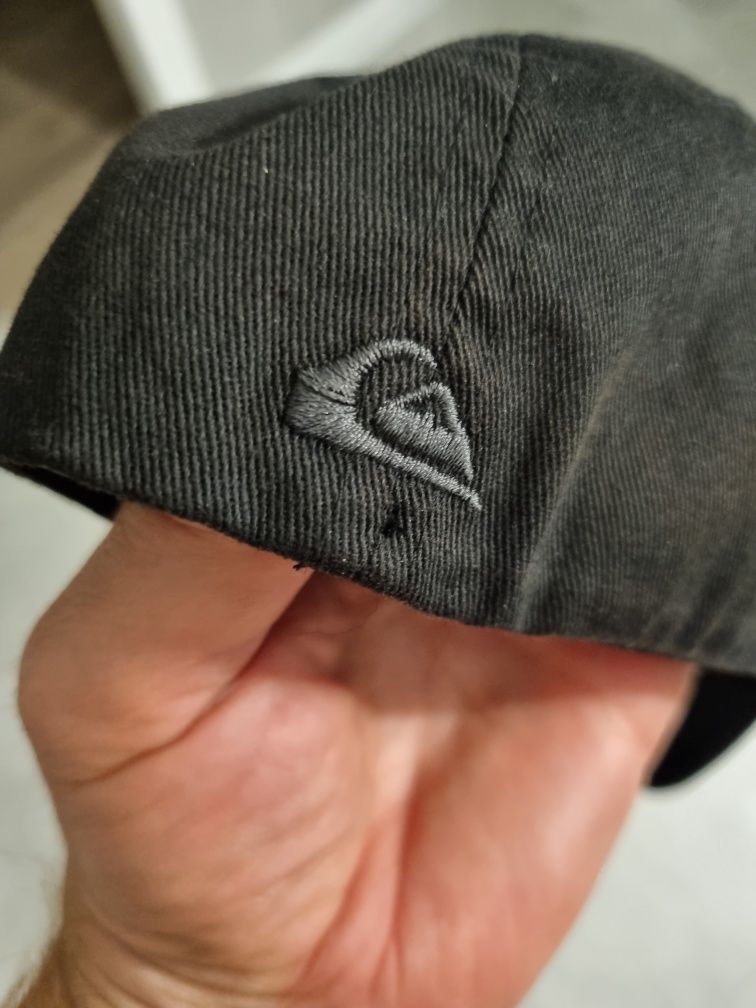 Бейсболка Quiksilver.кепка.блайзер Flexfit нова