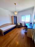 Quarto completo com duas camas como novo
