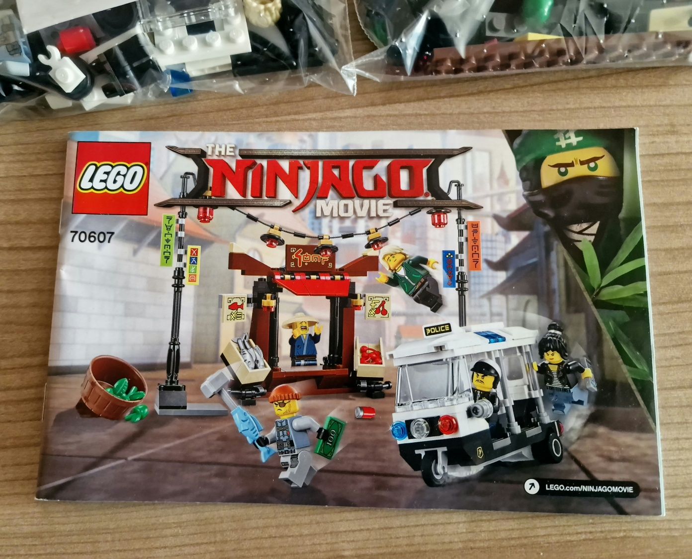 LEGO Ninjago Klocki LEGO Ninjago Pościg w NINJAGO City 70607