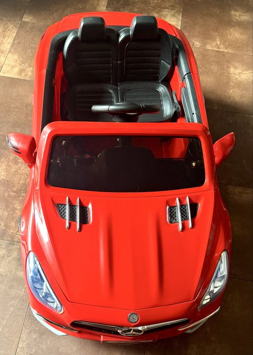 Samochod na akumulator dla dzieci