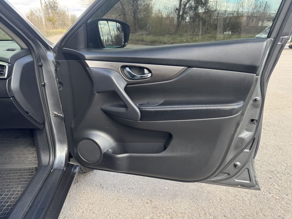 Ніссан Рог Nissan Rogue