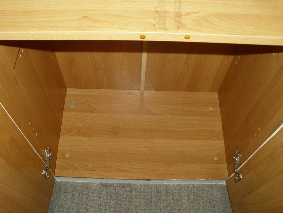 szafa dwudrzwiowa biała do kuchni przedpokoju spiżarni 2mx60cmx32cm