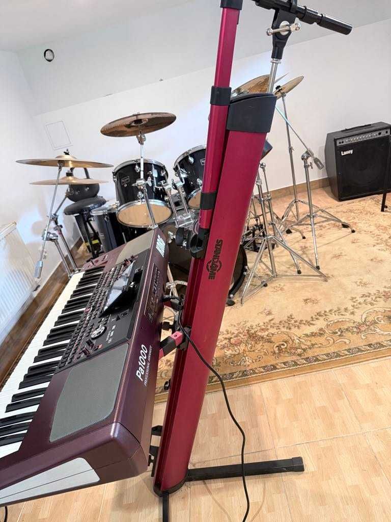 Korg Pa1000 Keyboard