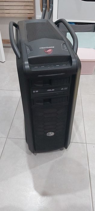 Caixa Cooler Master Cosmos SE II
