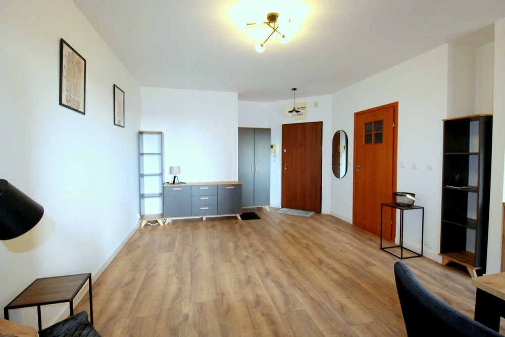 Wynajmę dużą kawalerkę typu studio, Ursynów, Metro