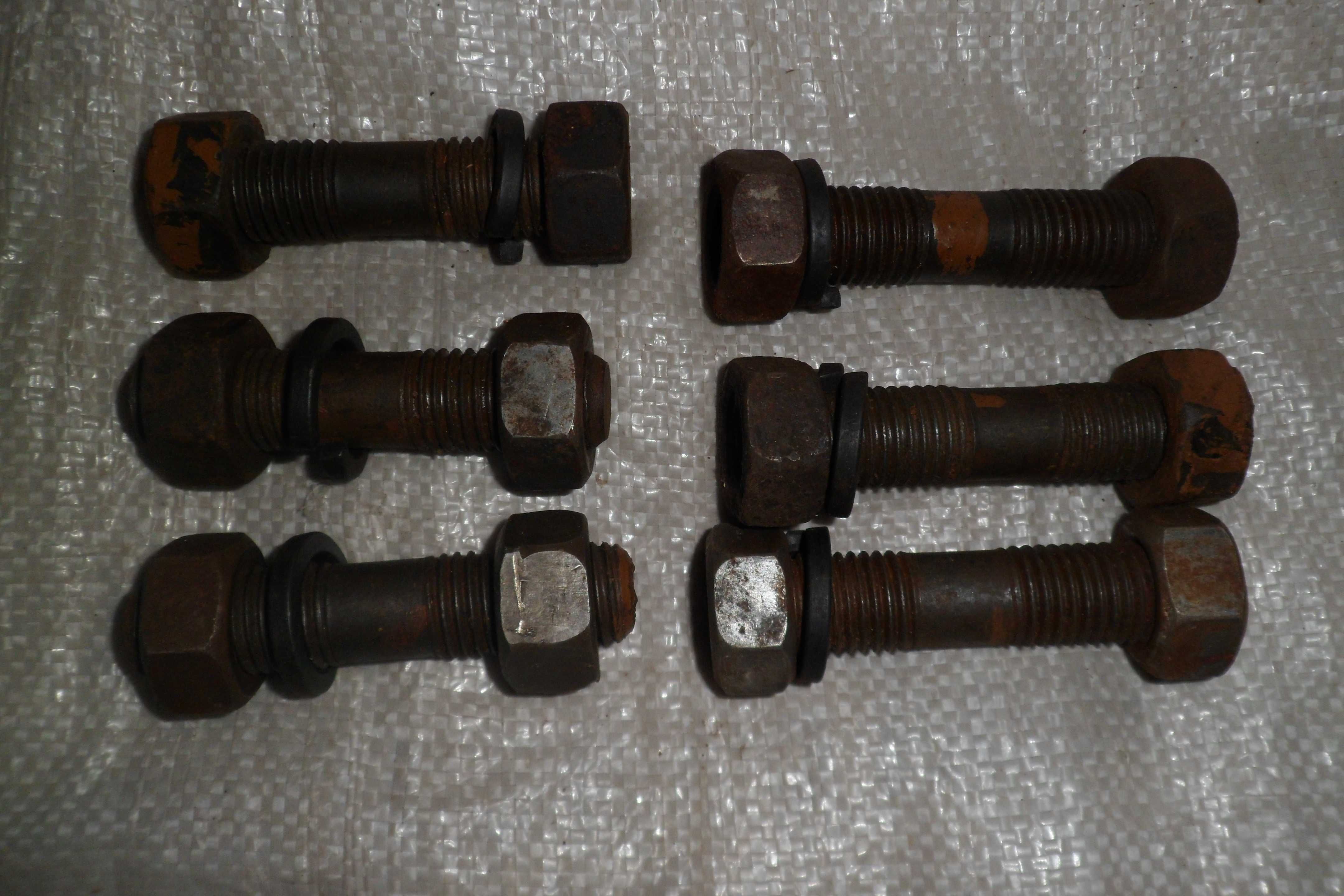 Болт мебельный М10-110, М6-40,  М8, М10, М12, М20, шпильки разные