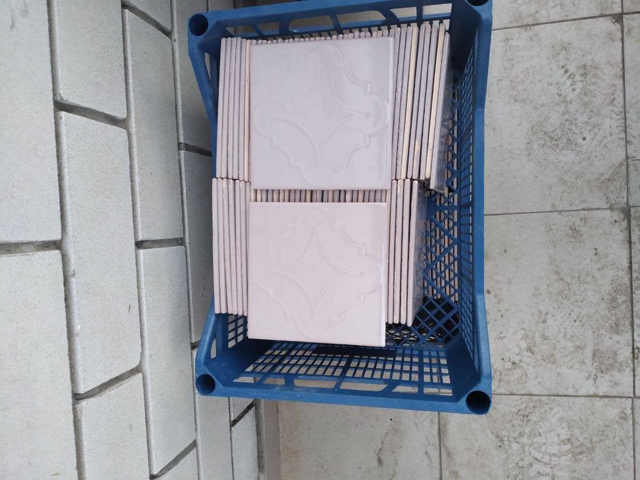 Кафель 15 х 15 х 5 плитка керамическая для внутренней облицовки стен