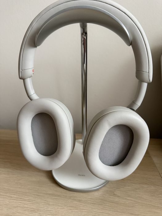 Sluchawki Sony WH-1000xm5 / stan idealny / gratisy