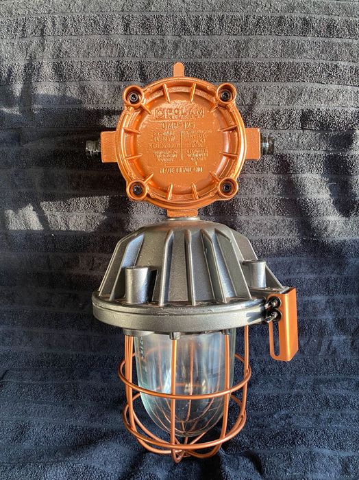 Lampa przemysłowa OMP 125
