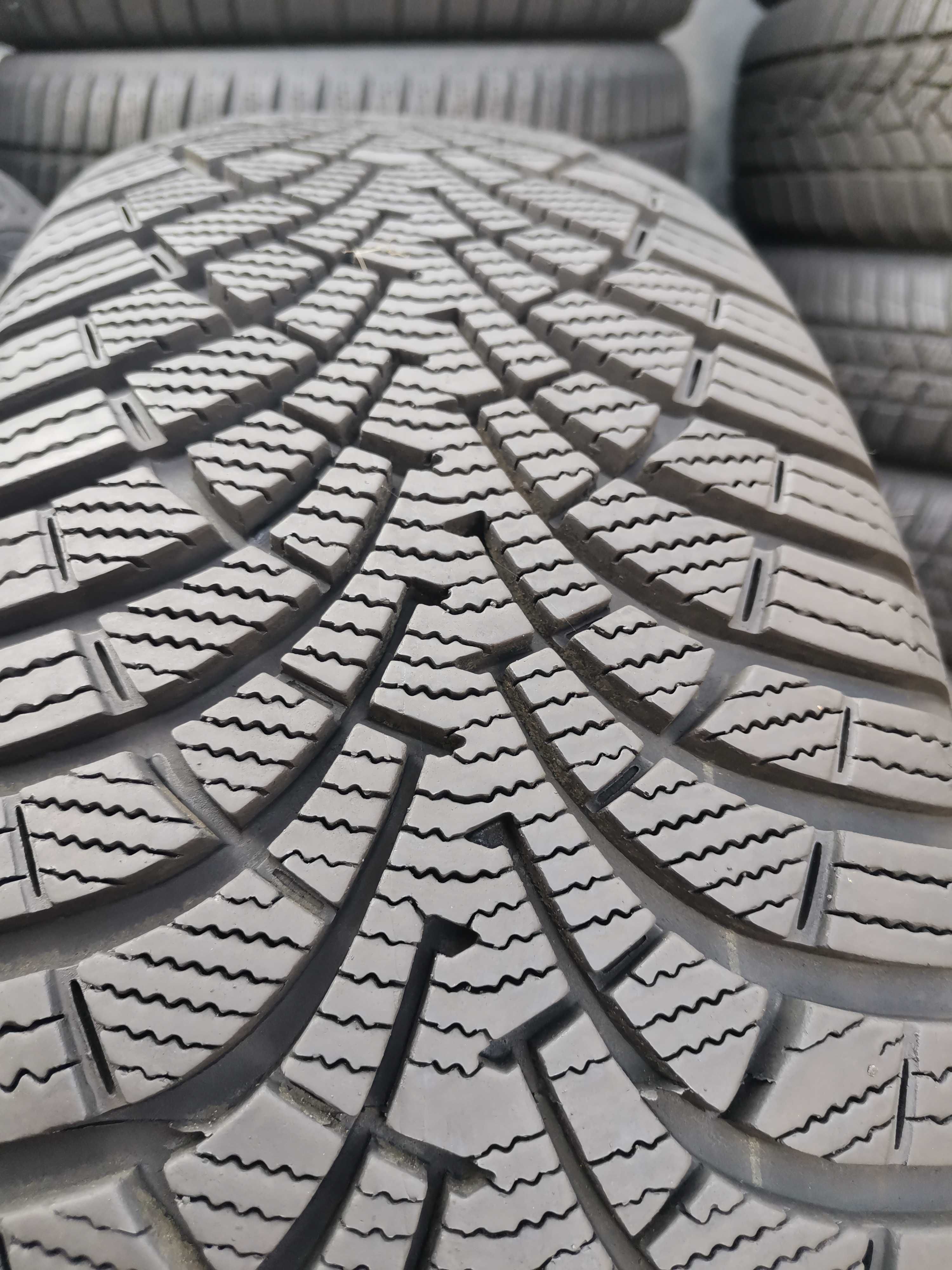 zima Goodyear 205/55/16 z 2022r 8mm 2szt