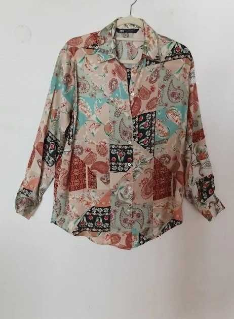 Camiseiros com padrão da Tiffosi e da Zara