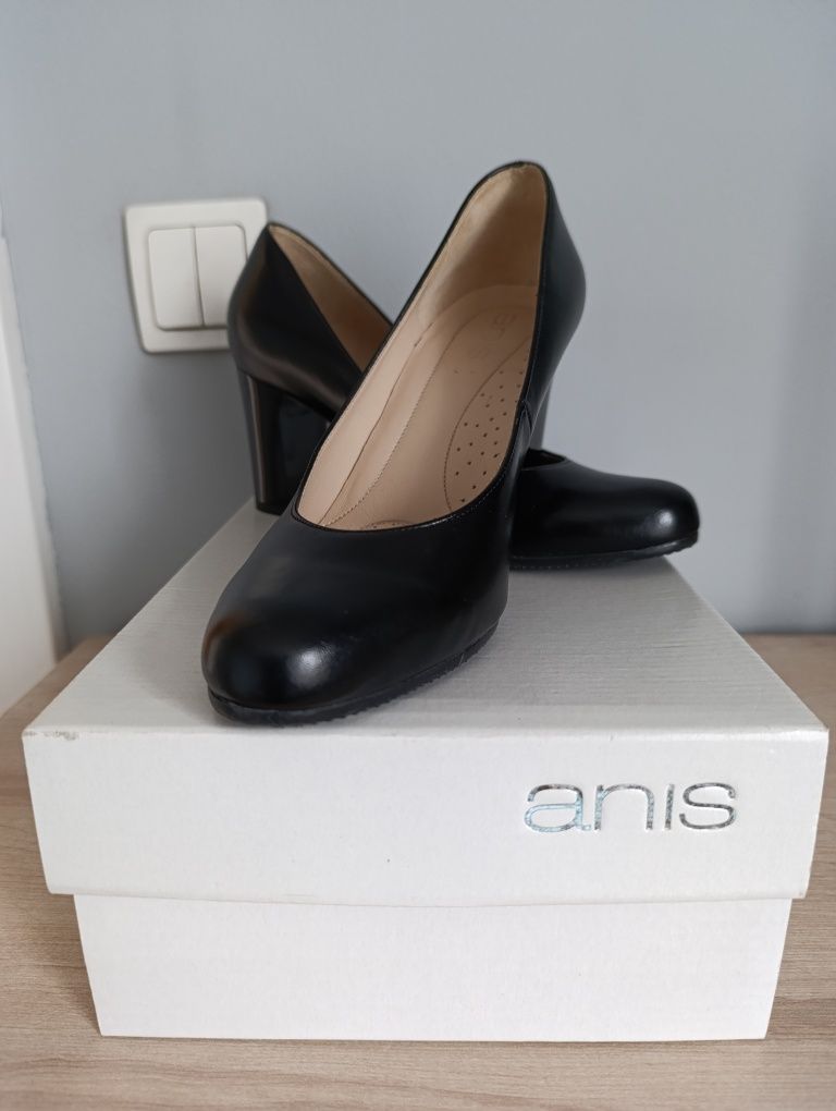 Sprzedam buty firmy Anis.