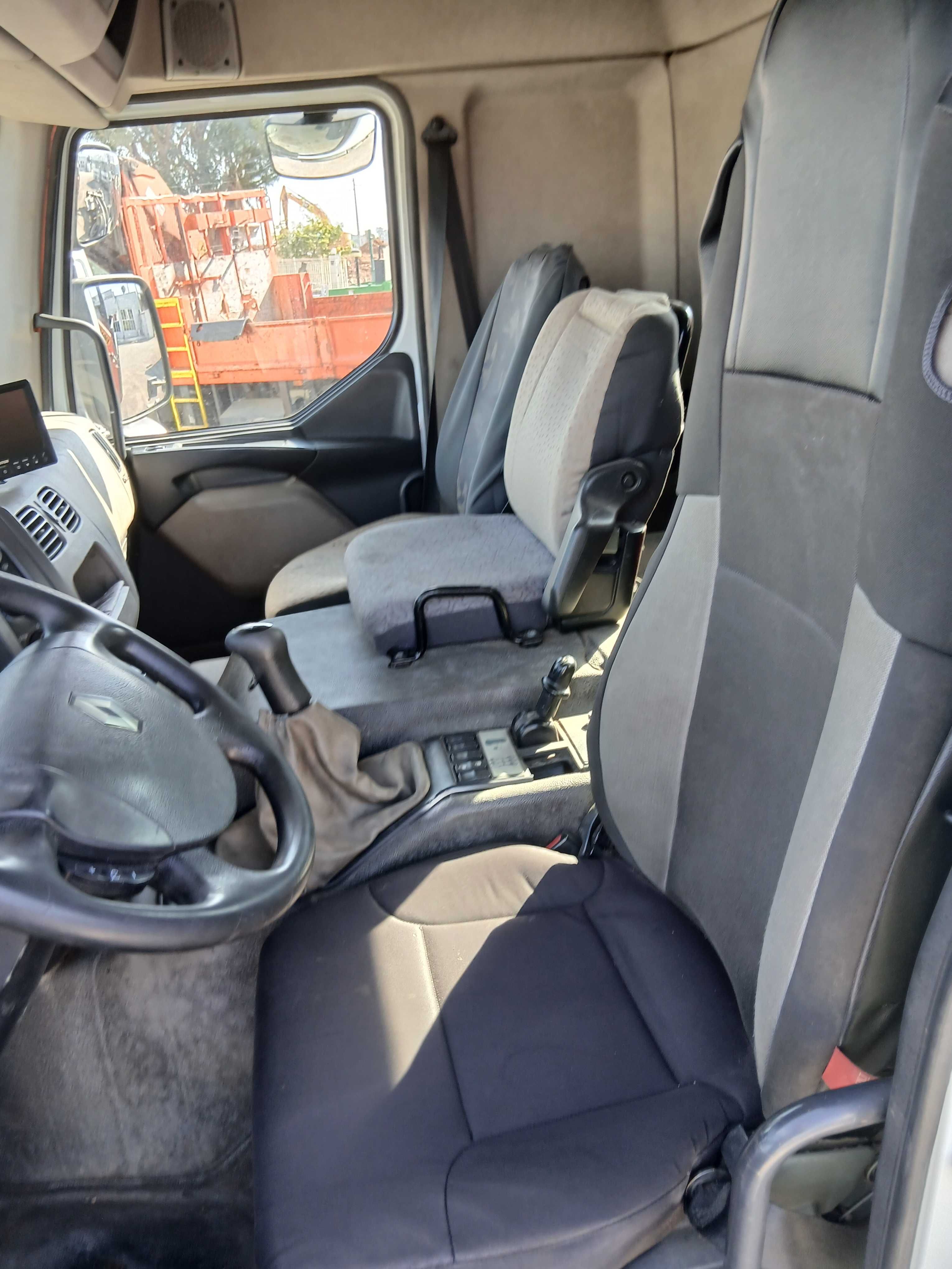 Renault Lander Basculante c/ grua