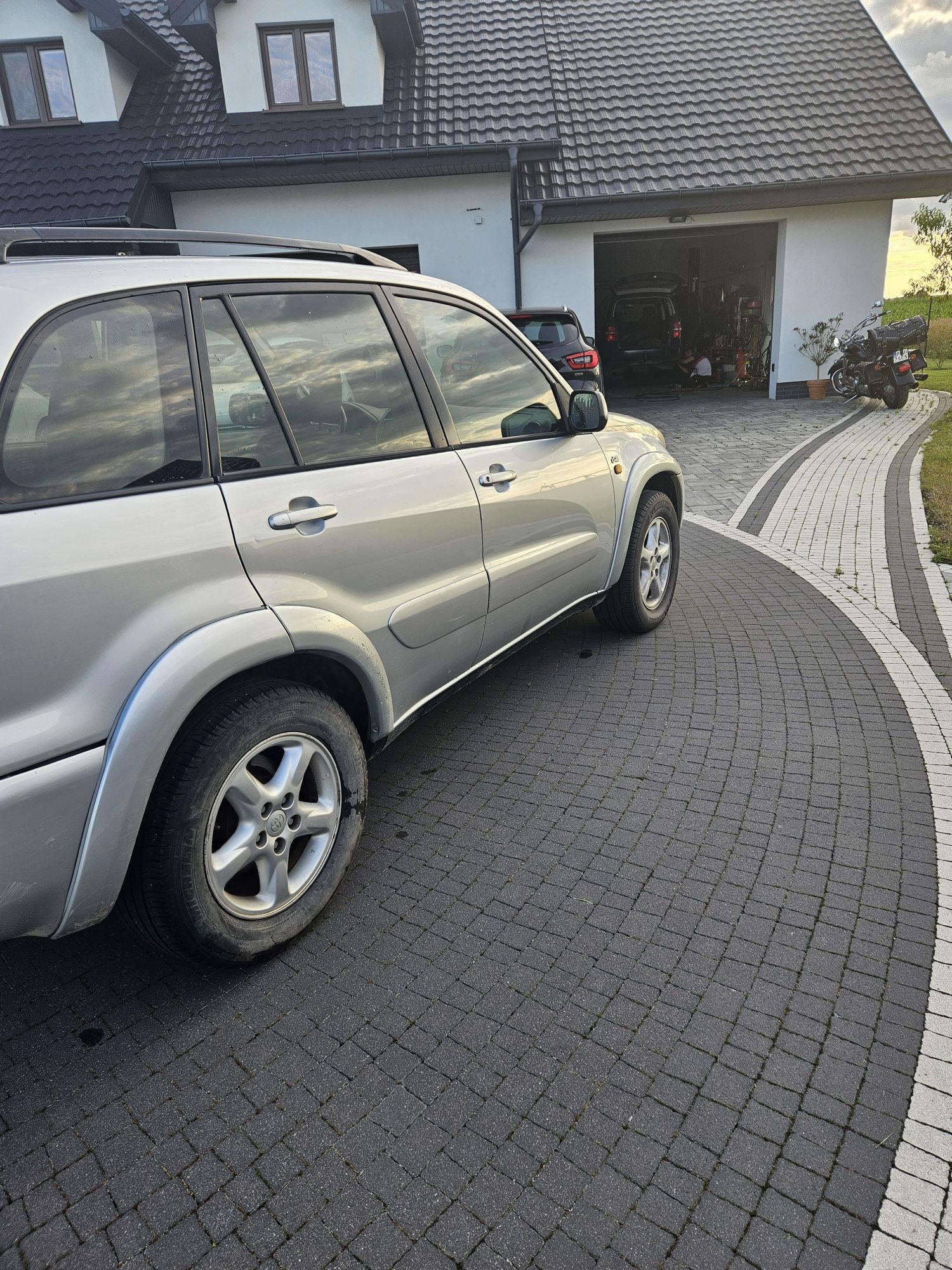 Toyota rav4 2002rok