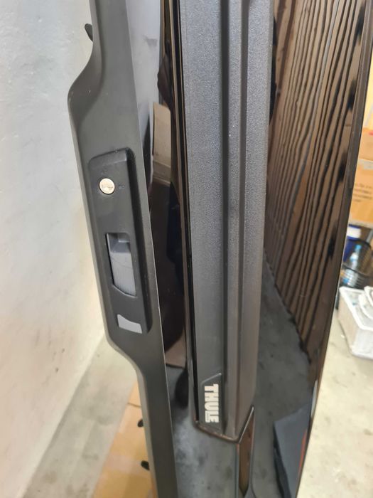 Thule Motion 3 XL ze Szwajcarii idealny stan