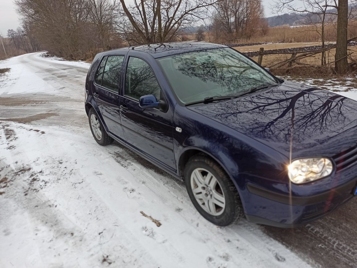 Volkswagen golf 4