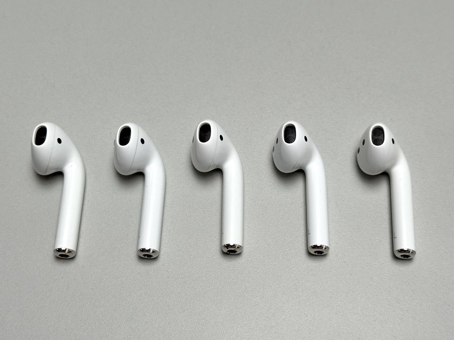oryginalna lewa słuchawka AirPods 2 generacji .