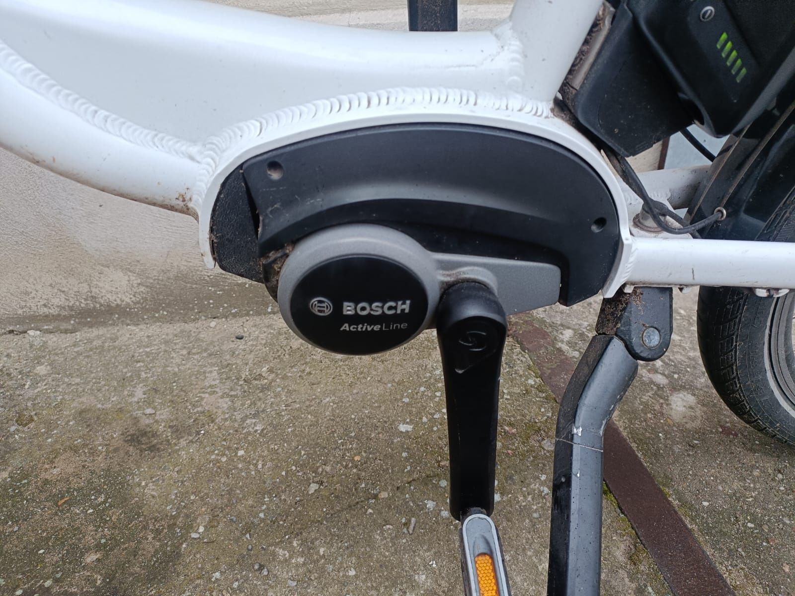 Rower elektryczny Sparta koła 24 całe Rama 49 cm bosch