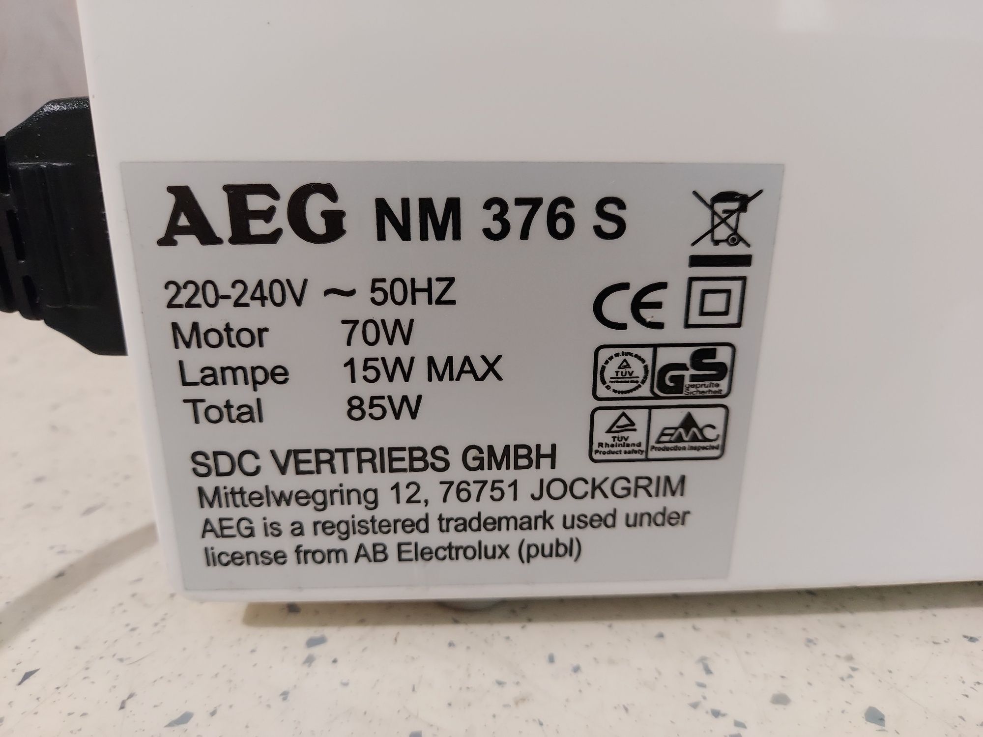 AEG( elektrolux).швейная машинка.швейна машина