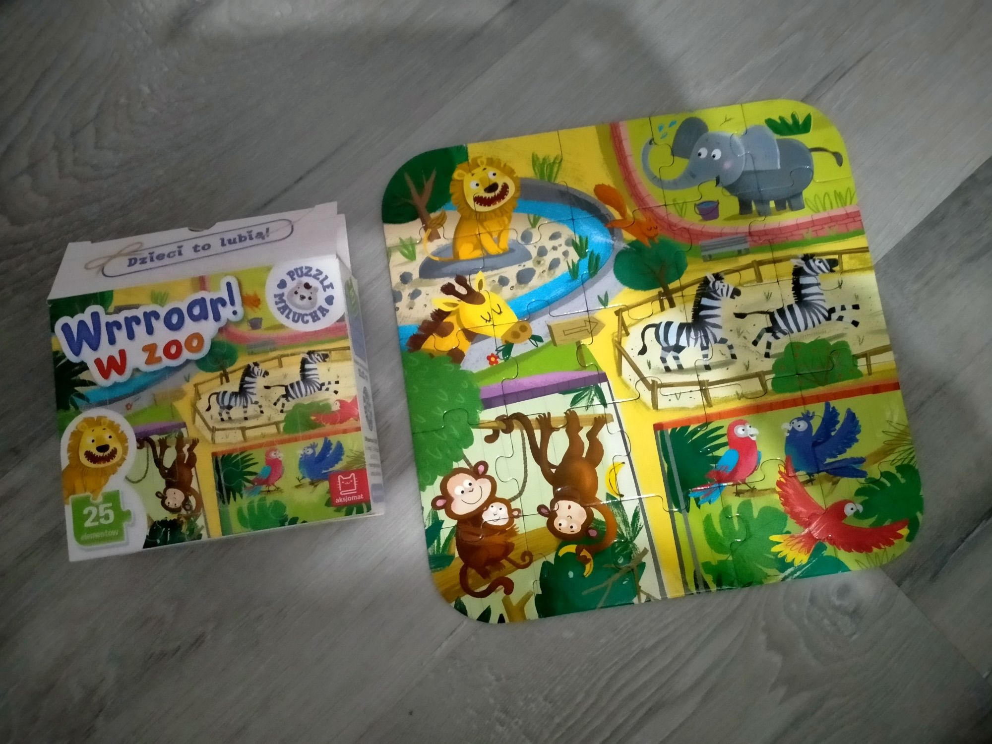 Zestaw giga puzzle podłogowe Świnka Peppa