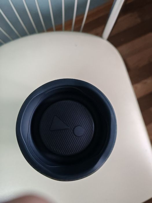 Колонка JBL Charge Essential 2