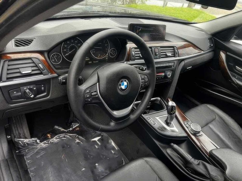 BMW 3 Series 328i xDrive      2015