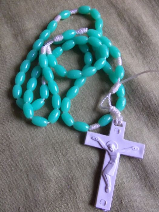 Colecção artigos religiosos - cruz, estatueta, terço/Religious items