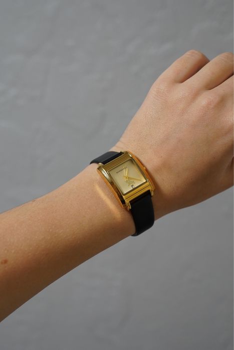 Жіночий годинник BURBERRY