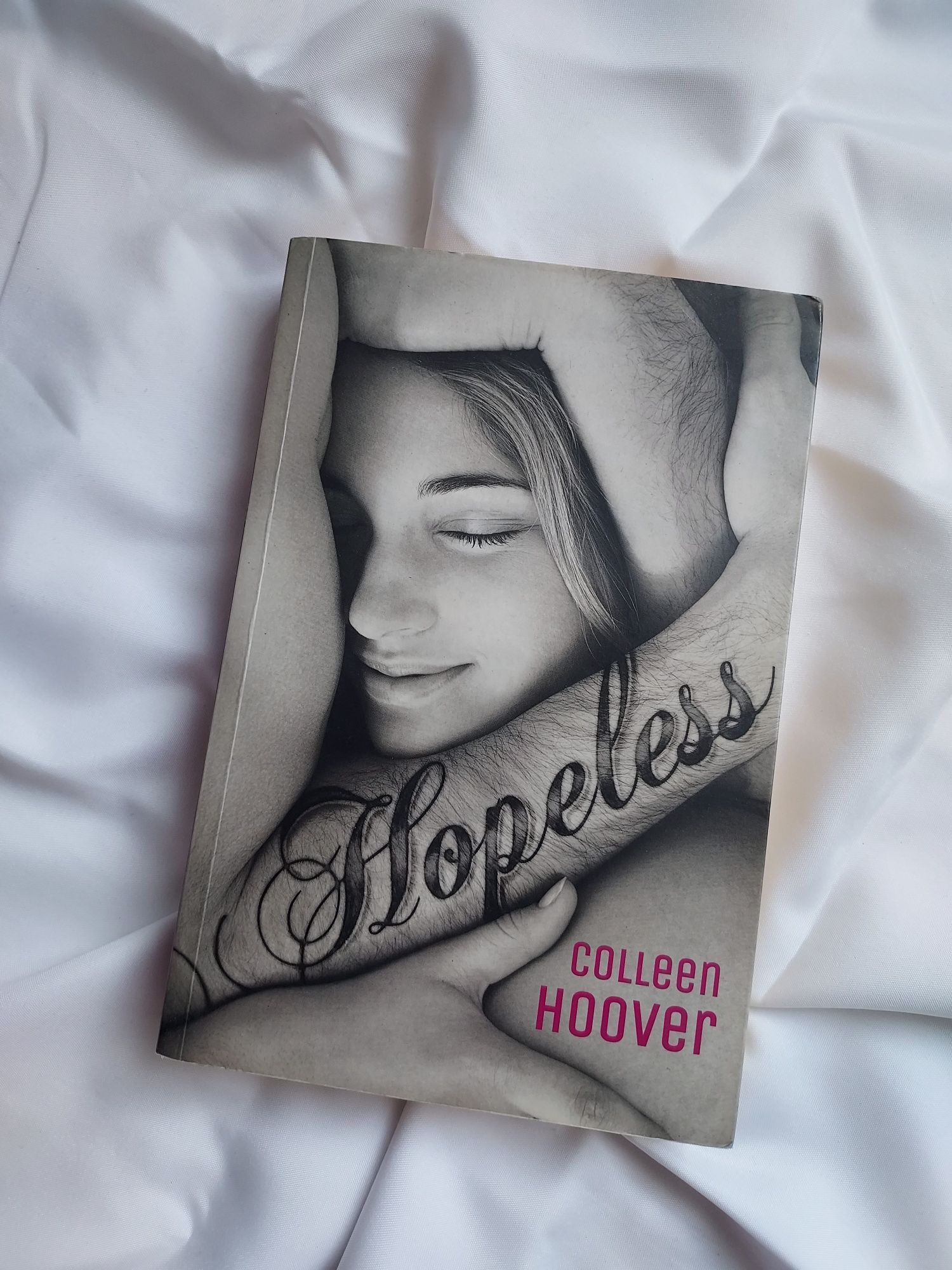 Hopeless Colleen Hoover książka młodzieżowa