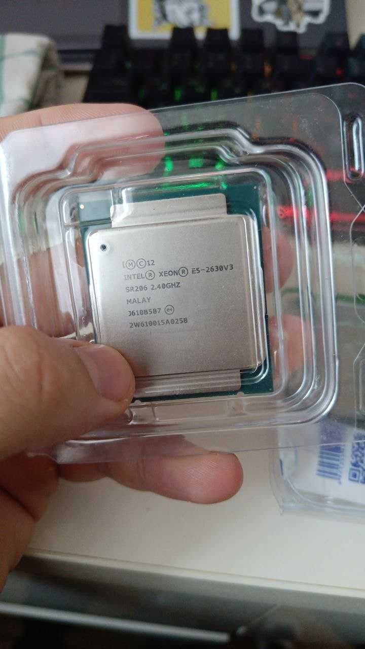 Intel Xeon E5 2630v3 LGA2011-3 8 ядер 16 потоків