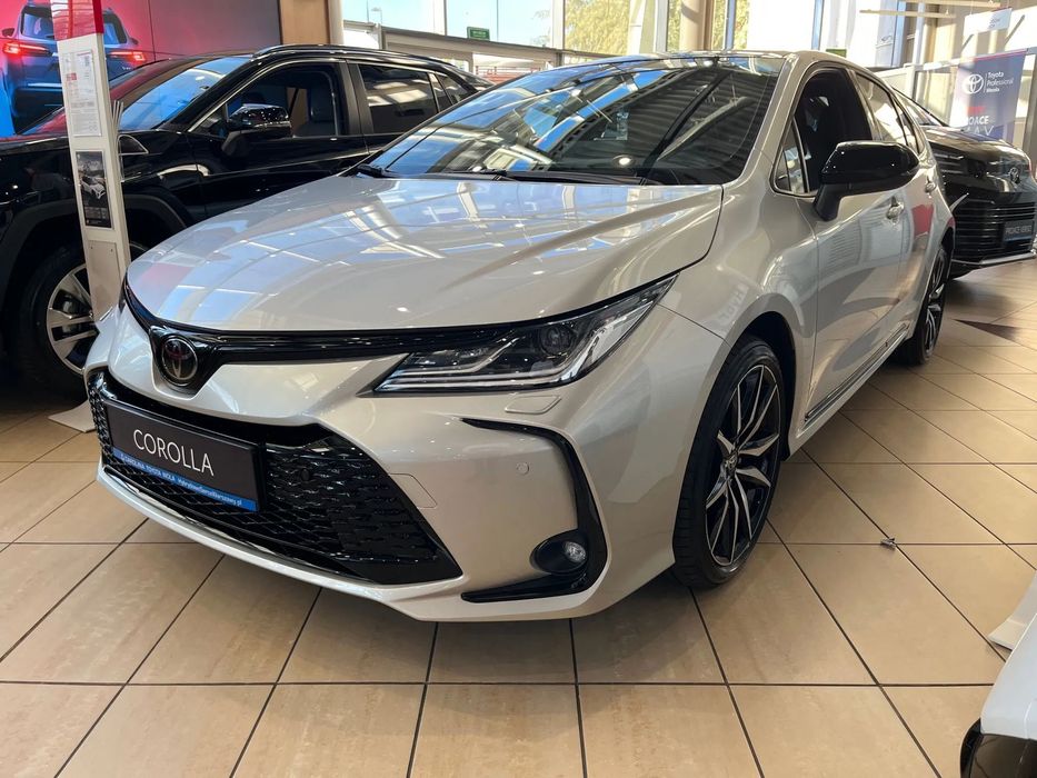Toyota Corolla Corolla SD GR Sport1.8HSD 140 "od ręki"