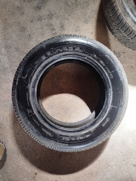 Pneus semi novos em excelente estado marca good year/ Toyo /Dunlop