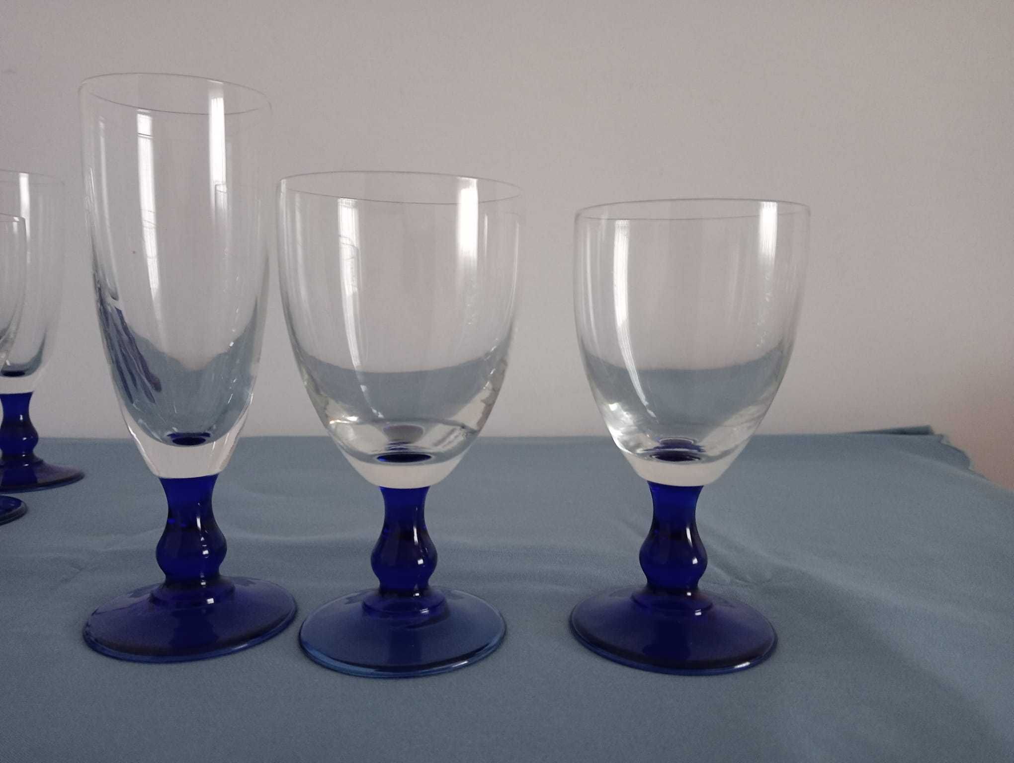 Conjunto de copos - 18 copos - Negociavel