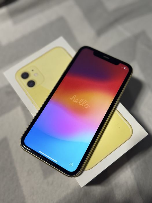 Sprzedam iphone 11 64 GB żolty z pudelkiem
