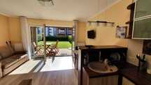 APARTAMENT NAD MORZEM 2-po. z ogrodem i parkingiem.