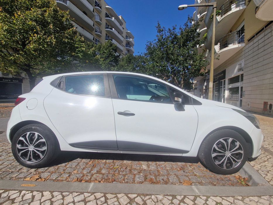 Renault Clio Van 1.5 dCi (2 lugares)