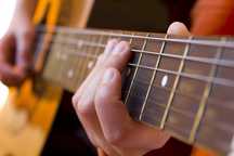 Aulas de Guitarra Online / Presencial