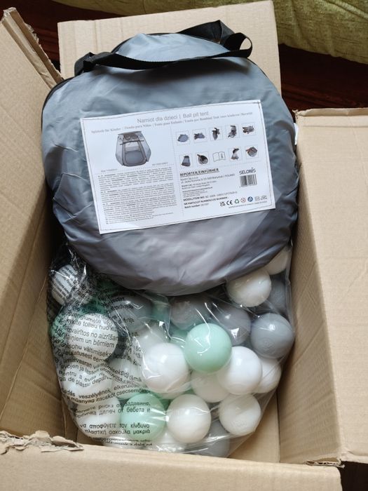 Namiot dla dzieci z pileczkami