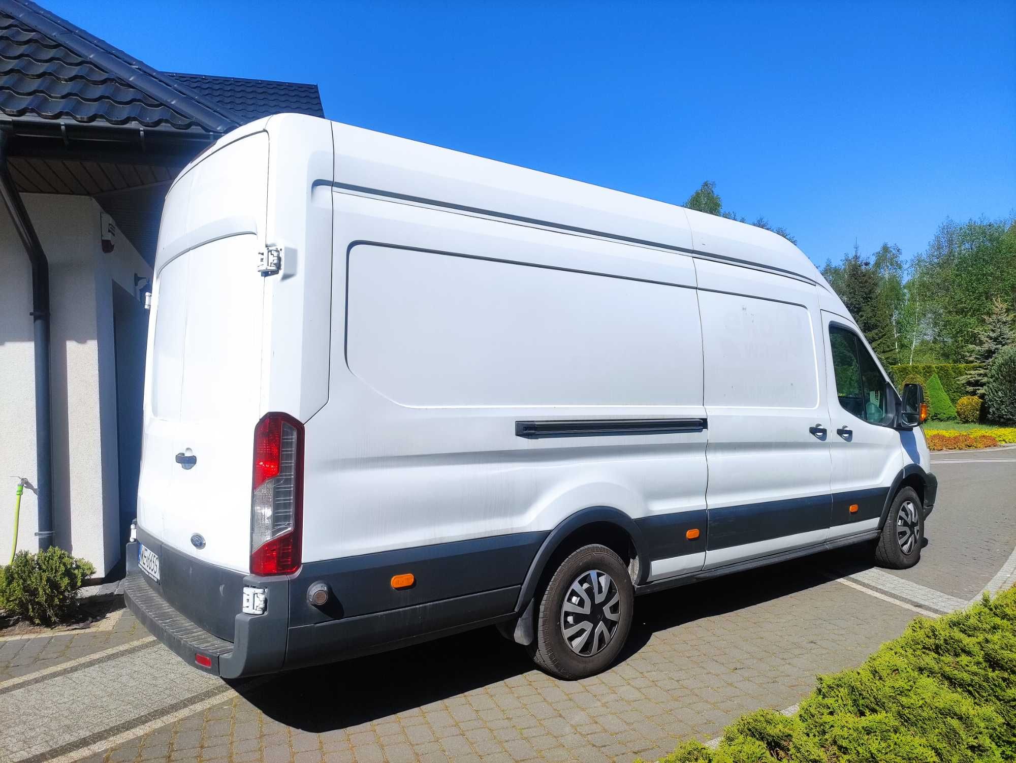 FORD TRANSIT 2,2 TDCI Jumbo Maxi 2014 r Poduszki tył