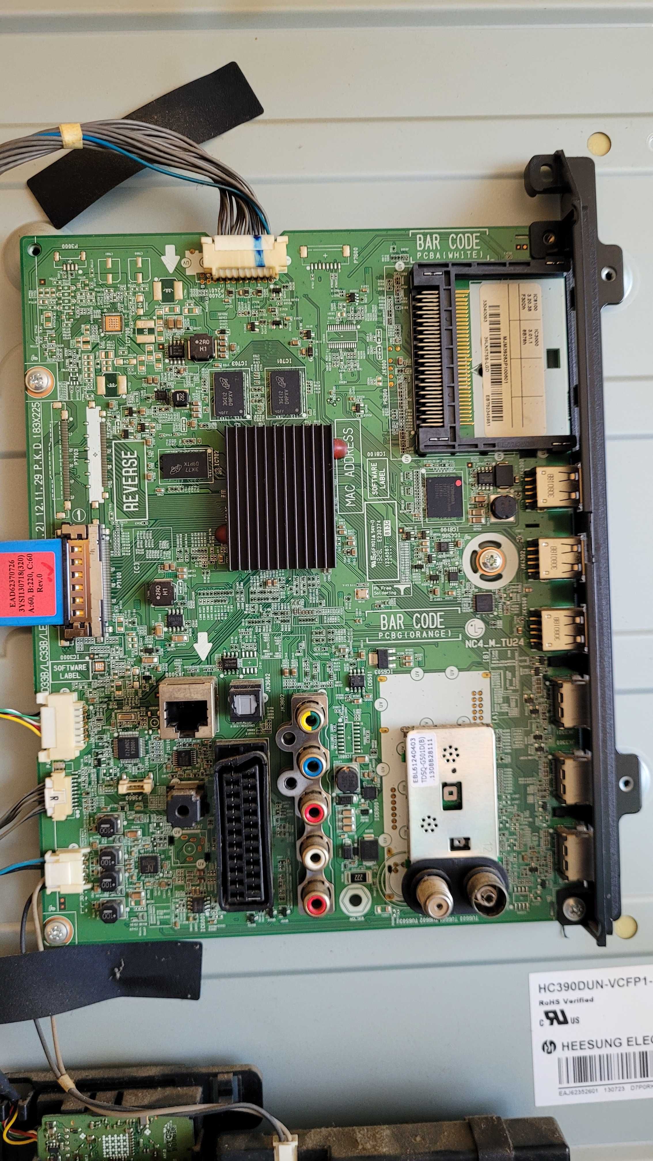 Telewizor LG 39LN575S