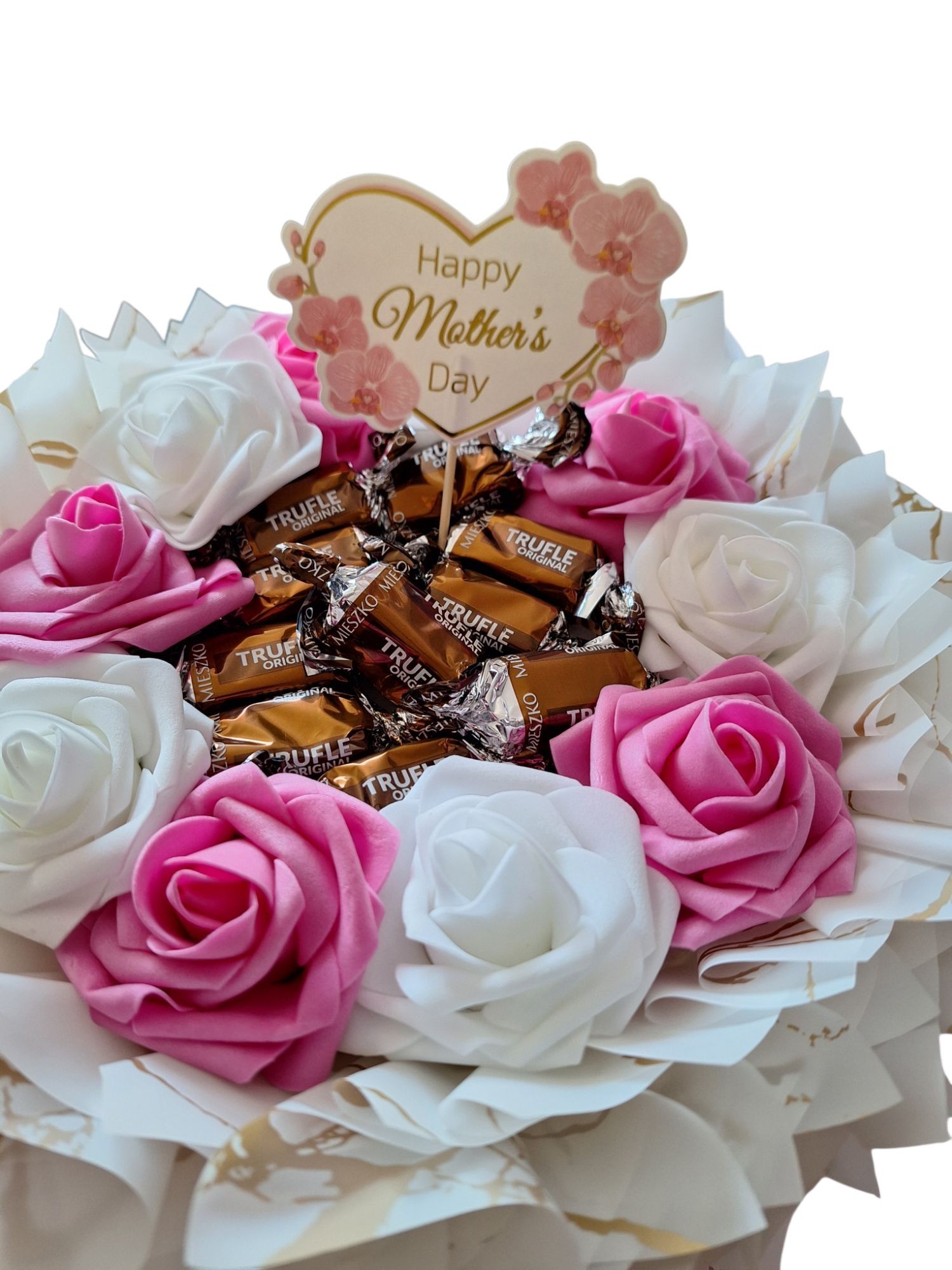 Bukiet z róż piankowych I pralinek rafaello lub Ferrero Rosche