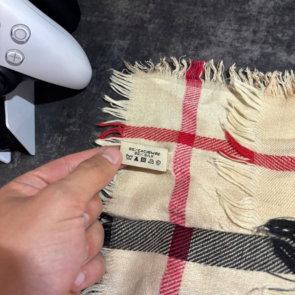 Шарф,Накидка Burberry кашемировая оригинал