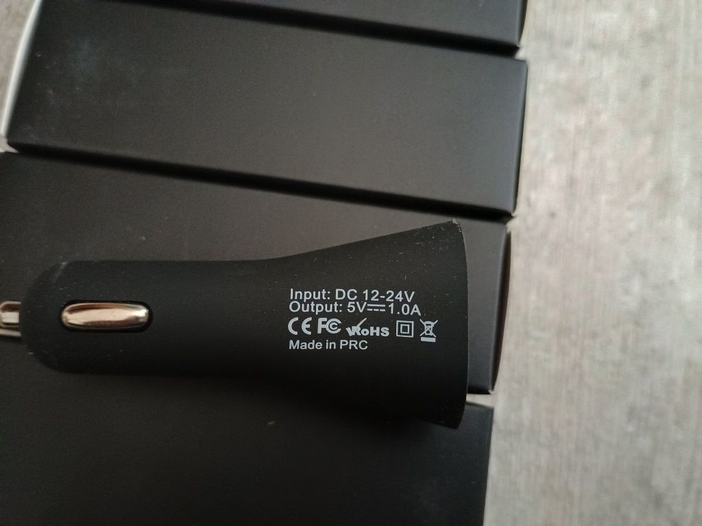 Ładowarka samochodowa   x  5