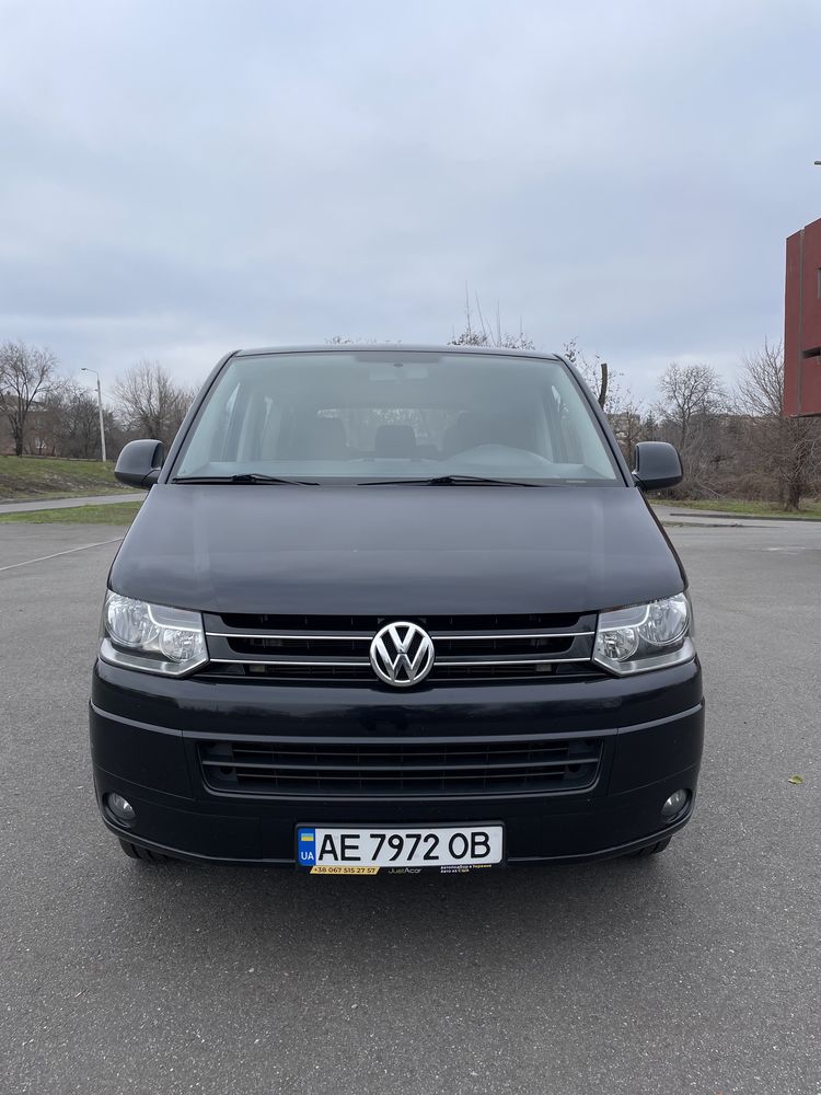 Volkswagen Caravelle 2013 год (бус, минивен)