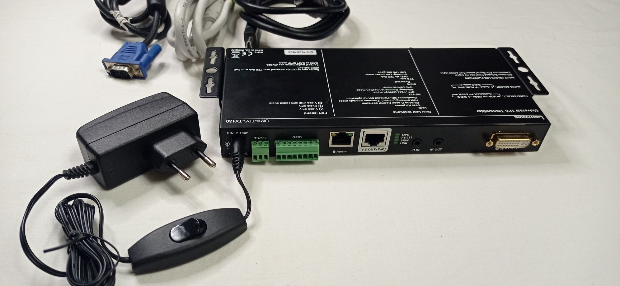 Универсальный передатчик Lightware UMX-TPS-TX130
