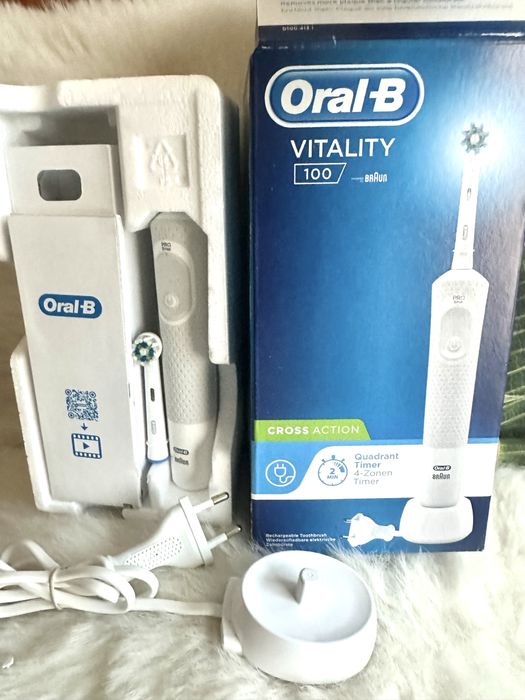 Escova de dentes eletrica Oral B Cross Action Vitality