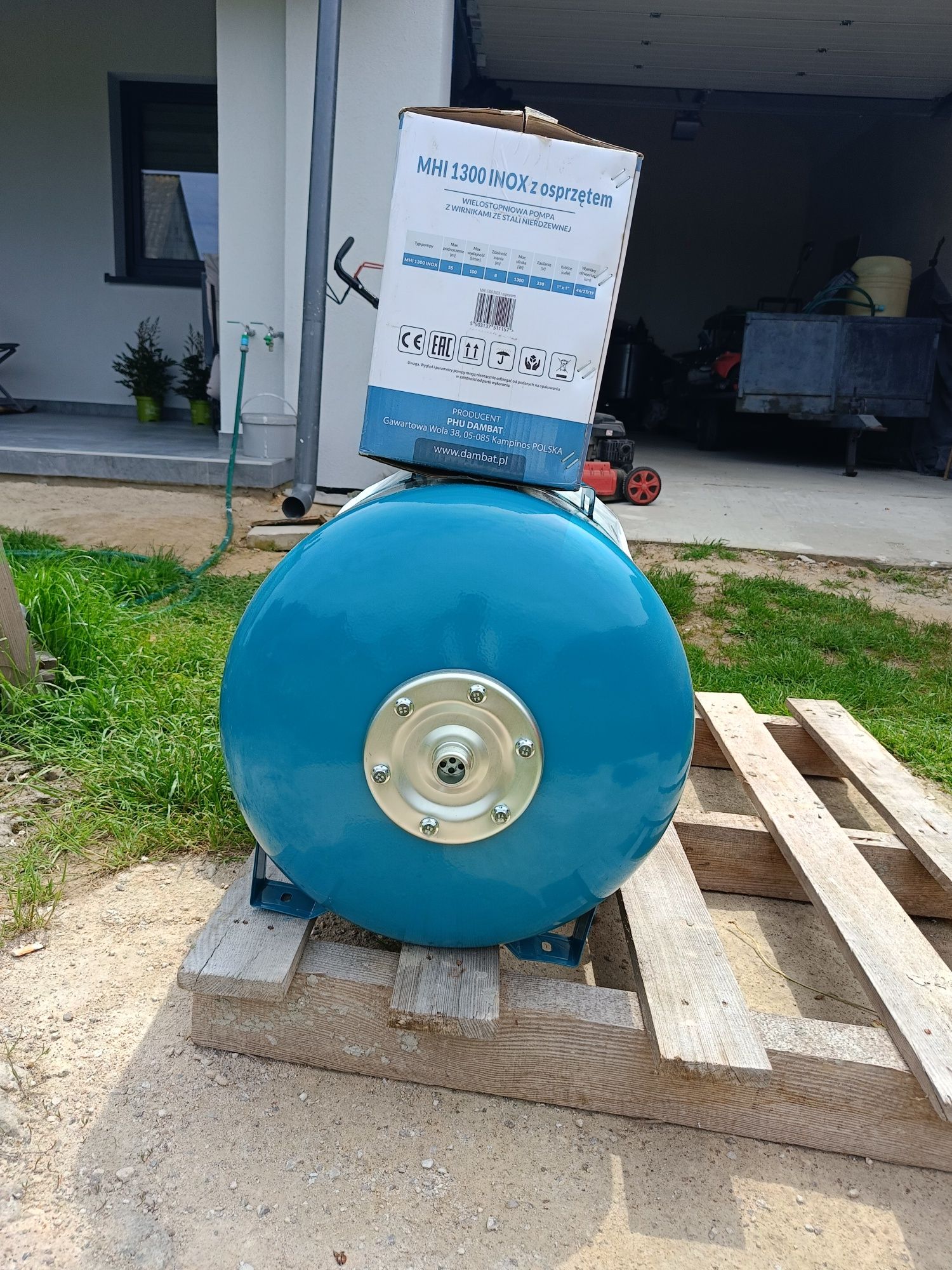Pompa MHI 1300 INOX z osprzętem.