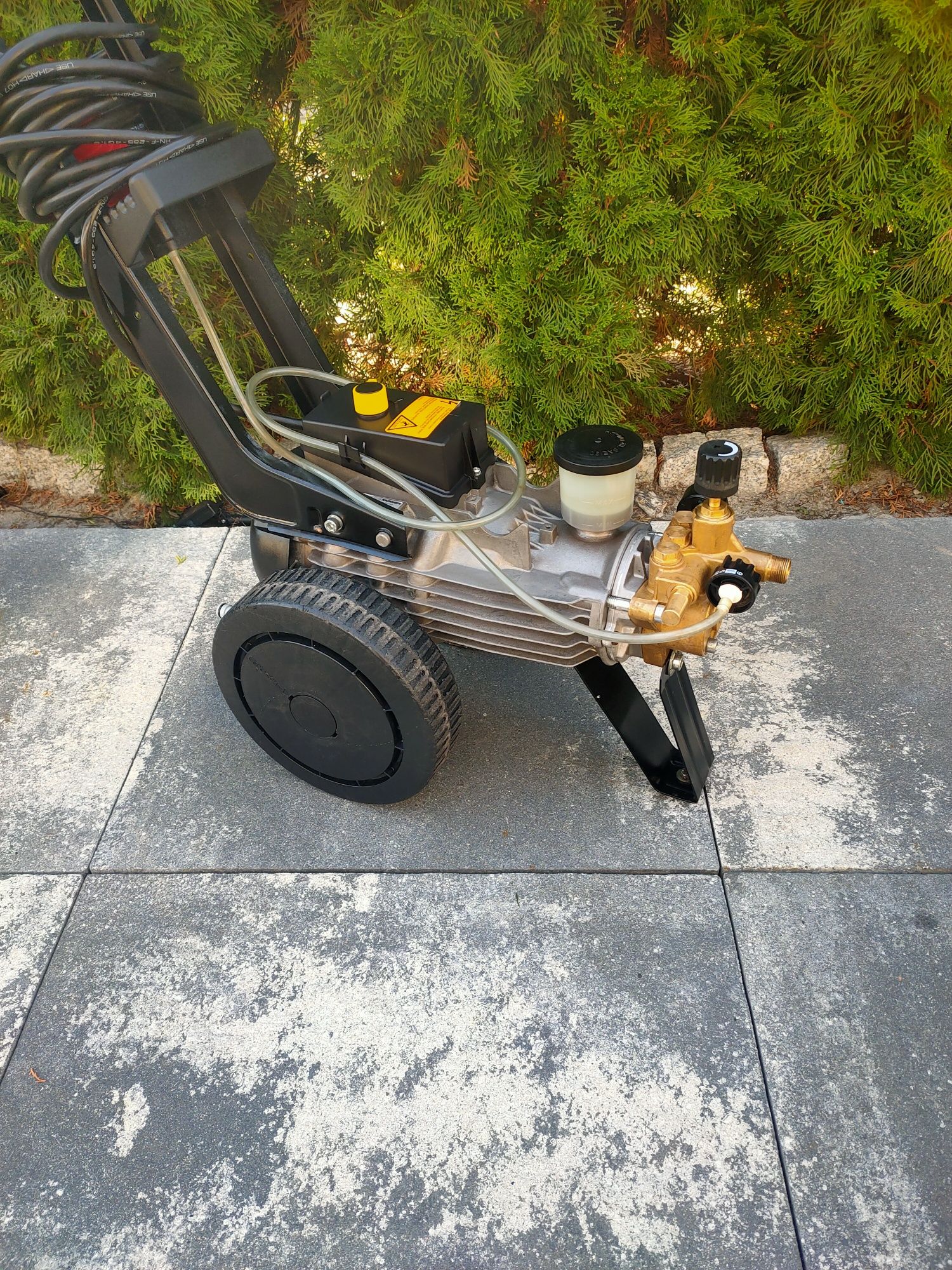 Myjka ciśnieniowa Karcher HD 890