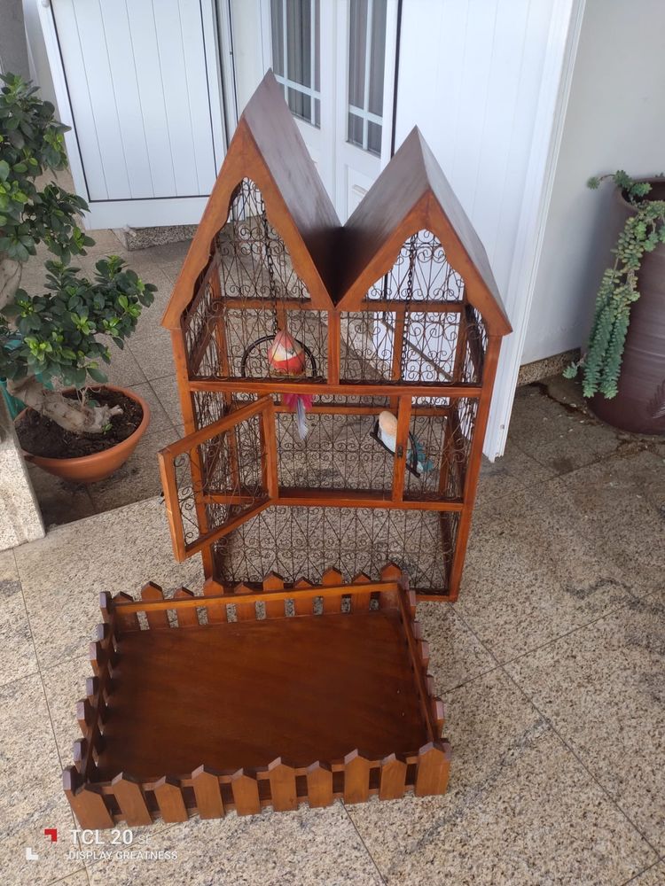 Gaiola Vintage Em Madeira – 120€
